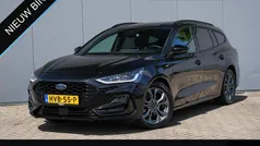 Zwart Gebruikt 2023 Ford Focus ST-Line Stationwagen | € 26.995 (Eerlijke prijs)