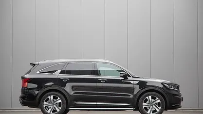 Occasion 2023 Kia Sorento SUV | € 48.945 (Eerlijke prijs)