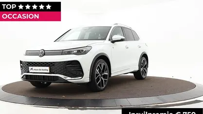 Wit, metallic lak Gebruikt 2024 VW Tiguan Business SUV | € 43.740 (Eerlijke prijs)