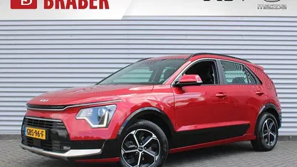 Rood Gebruikt 2024 Kia Niro SUV | € 33.545 (Eerlijke prijs)