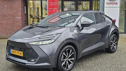 Occasion Toyota C-HR 222 PK (163 kW) 2025 Grijs SUV