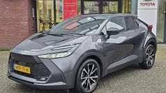 Grijs Gebruikt 2025 Toyota C-HR SUV | € 37.299 (Eerlijke prijs)