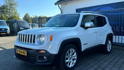 Occasion 2016 Jeep Renegade Limited SUV | € 8.888 (Eerlijke prijs)