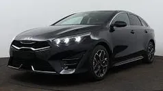 Zwart metallic Gebruikt 2024 Kia ProCeed GT-Line Hatchback | € 32.940 (Eerlijke prijs)