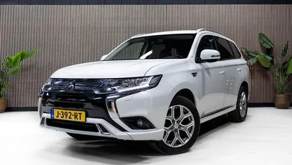 Gebruikt 2020 Mitsubishi Outlander P-HEV SUV | € 20.950 (Goede deal)