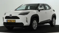 Wit Gebruikt 2022 Toyota Yaris Cross Active SUV | € 24.945 (Eerlijke prijs)