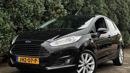 Zwart (metallic) Occasion 2016 Ford Fiesta Hatchback | € 6.500 (Eerlijke prijs)