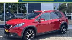Rood Gebruikt 2019 Peugeot 2008 Signature Sky SUV | € 13.935 (Eerlijke prijs)