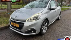 Gebruikt 2016 Peugeot 208 Premium Hatchback | € 6.245 (Eerlijke prijs)
