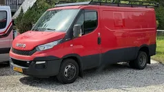 Rood Gebruikt 2015 Iveco Daily Van | € 10.500 (Goede deal)