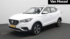 Gebruikt 2020 MG ZS Luxury Sedan | € 14.995 (Eerlijke prijs)