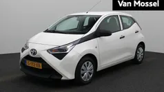 Wit Gebruikt 2020 Toyota Aygo Hatchback | € 10.400 (Eerlijke prijs)