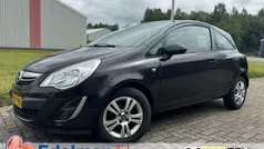 Zwart Gebruikt 2013 Opel Corsa Hatchback | € 5.450 (Eerlijke prijs)
