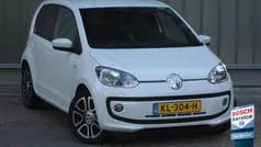 Wit Gebruikt 2016 VW up! high up! Hatchback | € 8.950 (Eerlijke prijs)