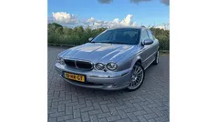 Grijs Gebruikt 2001 Jaguar X-type Executive Sedan | € 3.595 (Eerlijke prijs)