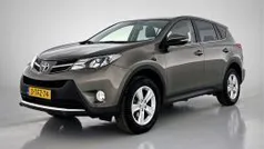 Bruin Gebruikt 2014 Toyota RAV4 SUV | € 19.495 (Eerlijke prijs)