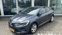 Gebruikt 2021 Renault Clio V Zen Hatchback | € 14.495 (Eerlijke prijs)