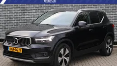 Zwart Gebruikt 2022 Volvo XC40 Inscription SUV | € 33.694 (Goede deal)