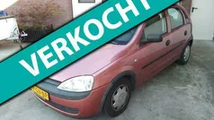 Rood Gebruikt 2001 Opel Corsa Hatchback | € 1.595 (Eerlijke prijs)