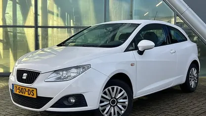 Wit Occasion 2011 Seat Ibiza Stylance Hatchback | € 3.499 (Goede deal)