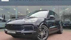 Zwart Gebruikt 2018 Porsche Cayenne SUV | € 56.440 (Eerlijke prijs)