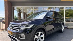 Zwart Gebruikt 2023 VW T-Cross Style SUV | € 27.950 (Eerlijke prijs)
