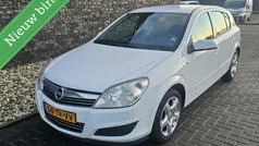 Wit Gebruikt 2007 Opel Astra Business Hatchback | € 1.950 (Eerlijke prijs)