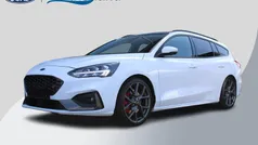 Wit Gebruikt 2019 Ford Focus ST Stationwagen | € 27.900 (Eerlijke prijs)