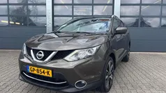 Bruin Gebruikt 2015 Nissan Qashqai Tekna SUV | € 16.830 (Eerlijke prijs)
