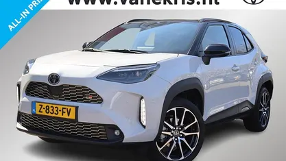 Grijs Occasion 2024 Toyota Yaris Cross Sport SUV | € 33.989 (Eerlijke prijs)