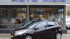 Rood Gebruikt 2008 Mazda 2 Touring Hatchback | € 3.295 (Eerlijke prijs)