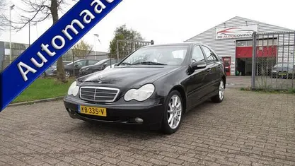 Zwart Gebruikt 2002 Mercedes C180 Classic Sedan | € 3.250 (Eerlijke prijs)