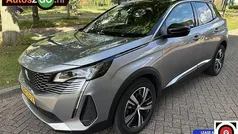Grijs Gebruikt 2022 Peugeot 3008 GT SUV | € 24.900 (Goede deal)