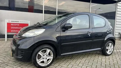 Occasion Peugeot 107 68 PK (50 kW) 2010 Hatchback