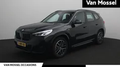 Zwart Gebruikt 2023 BMW X1 M Sport SUV | € 46.900 (Eerlijke prijs)