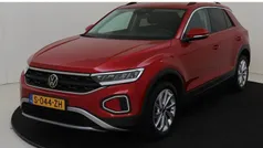 Gebruikt 2023 VW T-Roc Life SUV | € 24.250 (Goede deal)