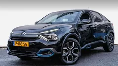 Gebruikt 2022 Citroën e-C4 Shine SUV | € 15.850 (Goede deal)