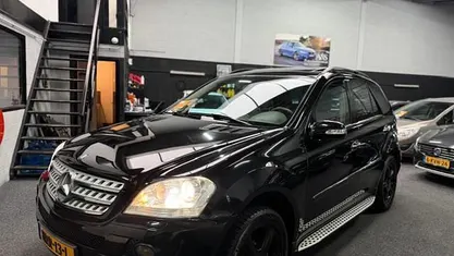 Zwart (metallic) Occasion 2008 Mercedes 350 SUV | € 14.950 (Super prijs)