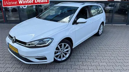 Gebruikt 2019 VW Golf VII Highline Stationwagen | € 16.450 (Eerlijke prijs)