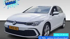 Gebruikt 2021 VW Golf VIII GTE Hatchback | € 23.740 (Eerlijke prijs)