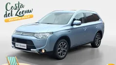 Blauw Gebruikt 2015 Mitsubishi Outlander P-HEV Edition SUV | € 14.950 (Eerlijke prijs)