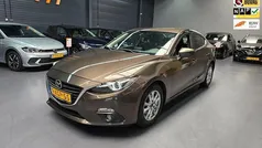 Bruin Gebruikt 2014 Mazda 3 Sedan | € 10.995 (Eerlijke prijs)
