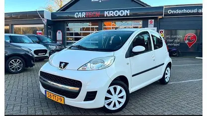 Gebruikt 2012 Peugeot 107 Premium Hatchback | € 2.900 (Eerlijke prijs)