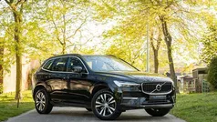 Zwart Gebruikt 2022 Volvo XC60 Momentum SUV | € 34.995 (Super prijs)