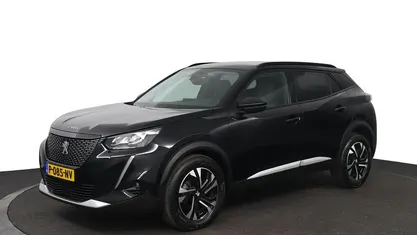 Zwart Occasion 2022 Peugeot 2008 Allure SUV | € 18.995 (Eerlijke prijs)