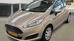 Bruin Gebruikt 2015 Ford Fiesta Style Hatchback | € 8.950 (Eerlijke prijs)