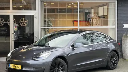 Gebruikt 2019 Tesla Model 3 Long Range AWD Sedan | € 22.995 (Eerlijke prijs)