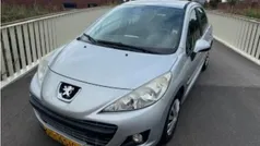 Grijs Gebruikt 2012 Peugeot 207 Urban Move Hatchback | € 4.249 (Eerlijke prijs)
