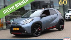 Grijs, metallic lak Gebruikt 2023 Toyota Aygo Hatchback | € 20.950 (Eerlijke prijs)