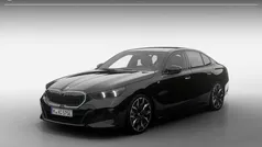 Zwart Nieuw 2025 BMW 530e M Sport Sedan | € 90.931 (Eerlijke prijs)